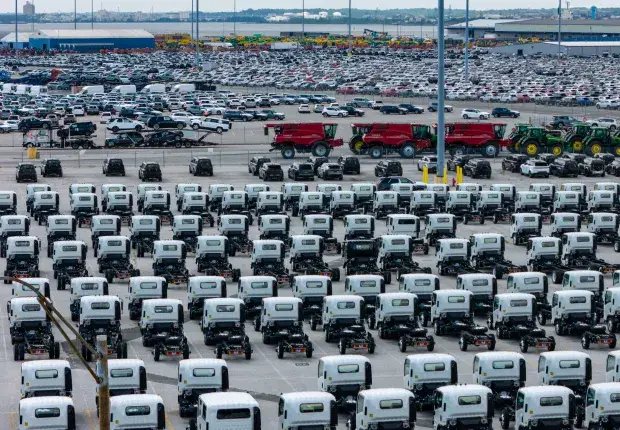 Luxury cars Trucks and heavy machinery exported by Zoom Euromotors & Exports