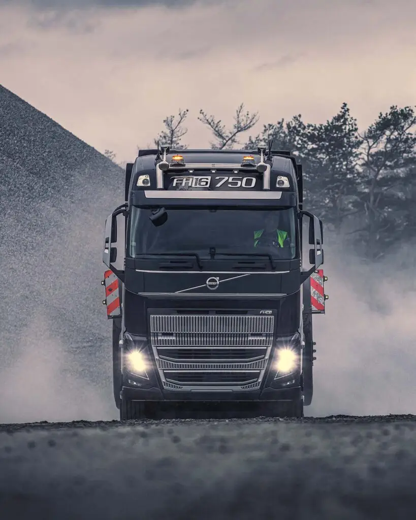 truck volvofh162020 01