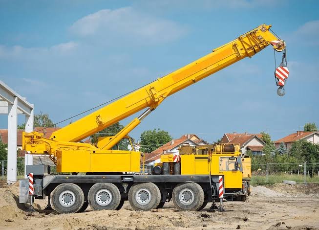 Caterpillar Excavator heavy machines export by Zoom Euromotors